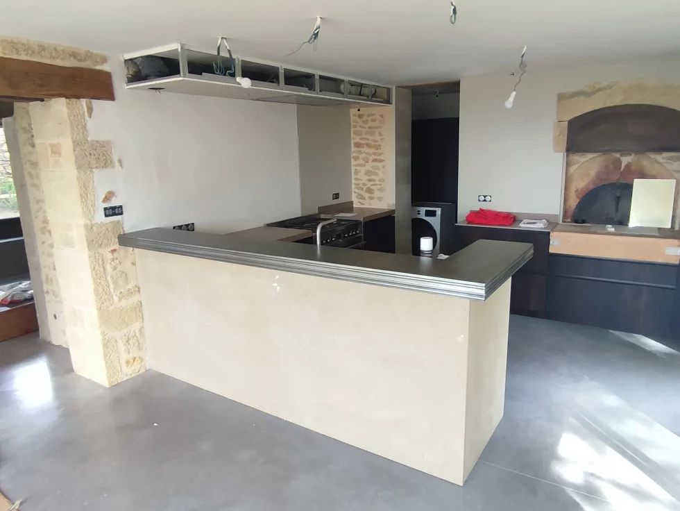 Fabrication de bar et piste de comptoir en cuivre, laiton et zinc