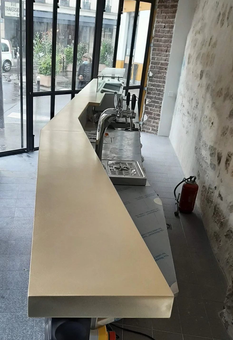 Fabrication de bar et piste de comptoir en cuivre, laiton et zinc